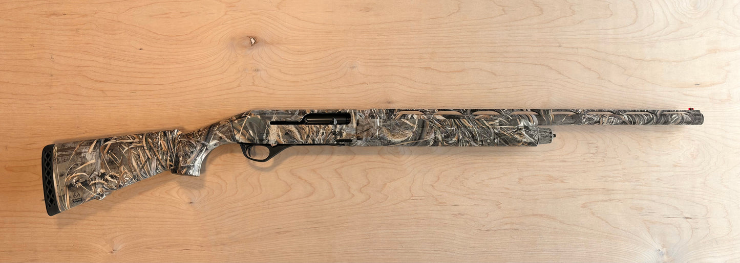 ** Used in Excellent Condition ** Stoeger M3500 semi auto 12 gauge Real Tree Camo